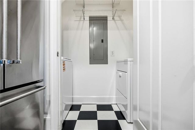 77 Peachtree Place NE 201, Atlanta, GA 30309