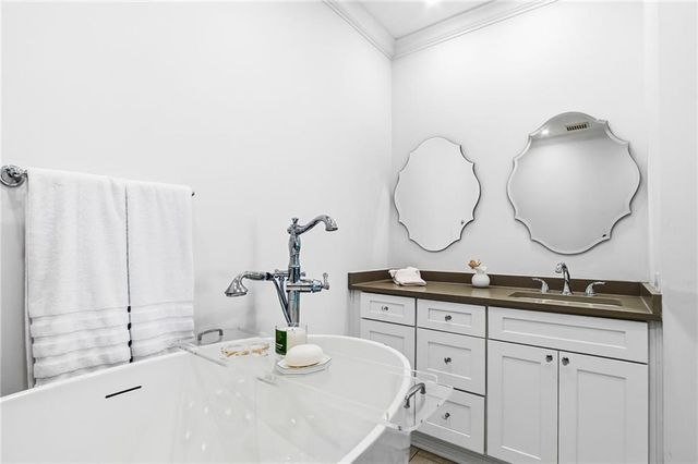 77 Peachtree Place NE 201, Atlanta, GA 30309