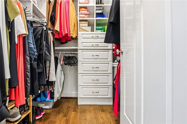 77 Peachtree Place NE 201, Atlanta, GA 30309