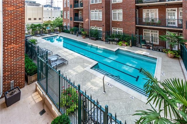 77 Peachtree Place NE 201, Atlanta, GA 30309