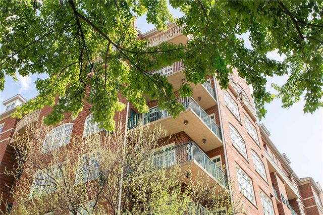77 Peachtree Place NE 201, Atlanta, GA 30309