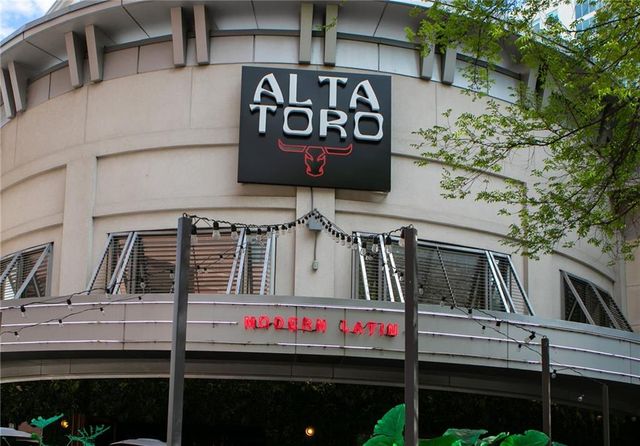 77 Peachtree Place NE 201, Atlanta, GA 30309