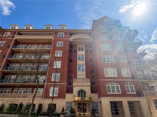 77 Peachtree Place NE 201, Atlanta, GA 30309