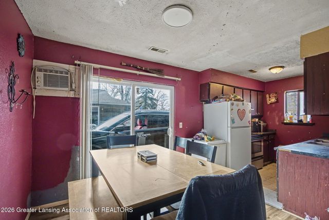 4181 Hancock Drive, Holt, MI 48842