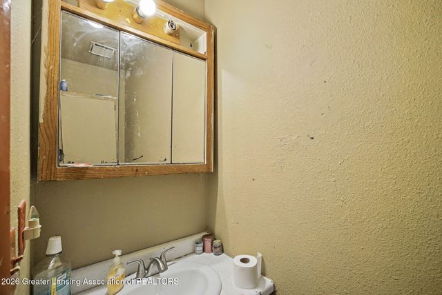 4181 Hancock Drive, Holt, MI 48842