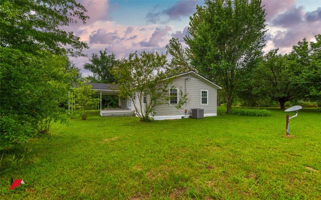 128 Lucky Lane, Keatchie, LA 71046
