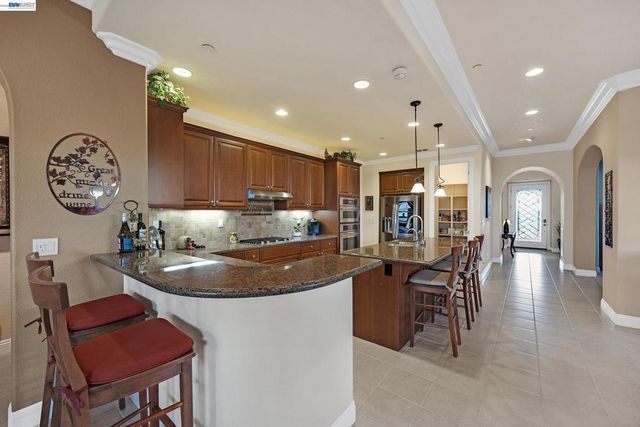 1608 Frascati Way, Brentwood, CA 94513