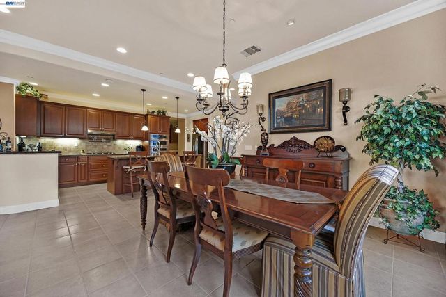 1608 Frascati Way, Brentwood, CA 94513