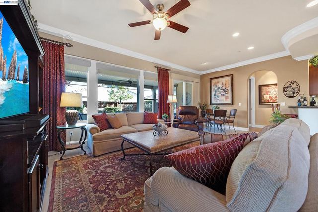 1608 Frascati Way, Brentwood, CA 94513