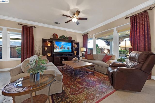 1608 Frascati Way, Brentwood, CA 94513