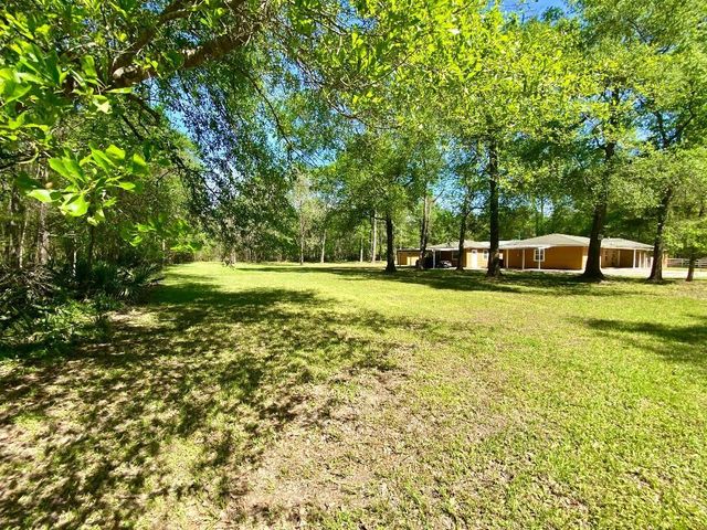 10451 N Essex Drive, Conroe, TX 77302