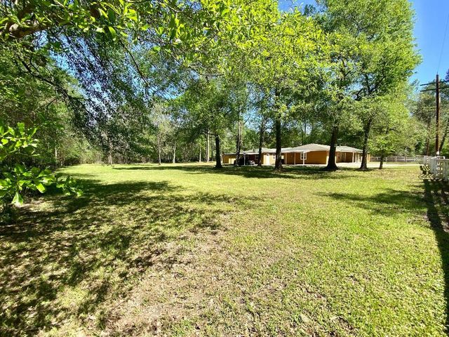 10451 N Essex Drive, Conroe, TX 77302