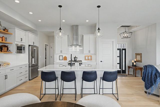 14305 Sutton Drive, Urbandale, IA 50323