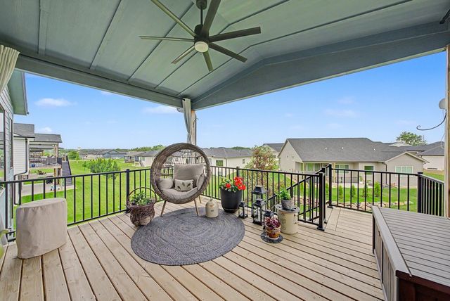 14305 Sutton Drive, Urbandale, IA 50323