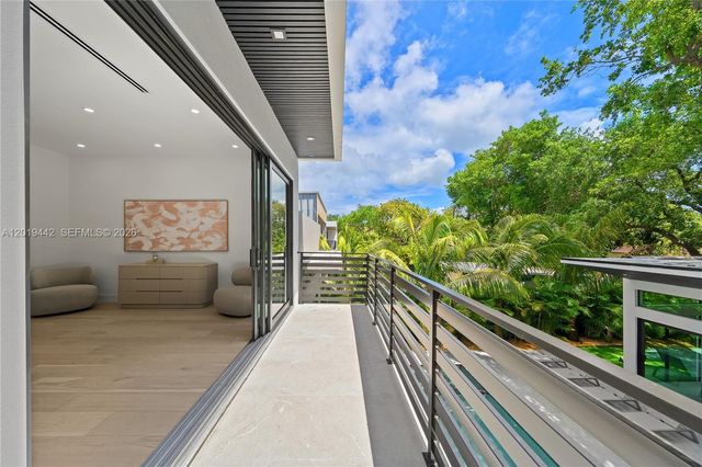 280 NW 47th St, Miami, FL 33127