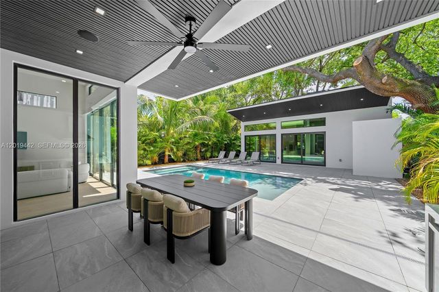 280 NW 47th St, Miami, FL 33127