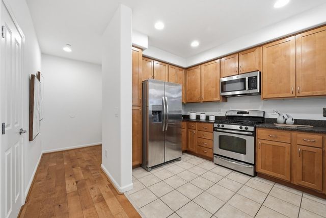1388 Broadway 285, Millbrae, CA 94030