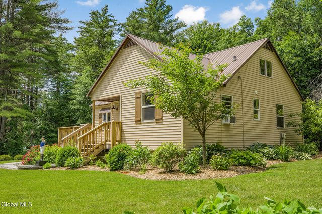 5867 Sacandaga Road, Galway, NY 12074