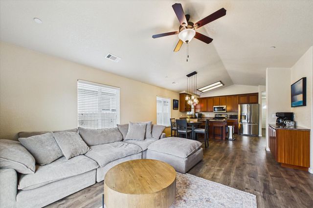 1938 Sagewood Way, Mckinleyville, CA 95519