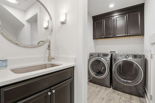 6 Old Stoney Ln, Hilton Head Island, SC 29926