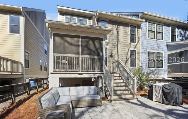 6 Old Stoney Ln, Hilton Head Island, SC 29926