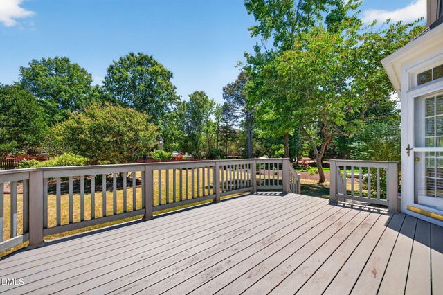 105 Ecklin Lane, Cary, NC 27519
