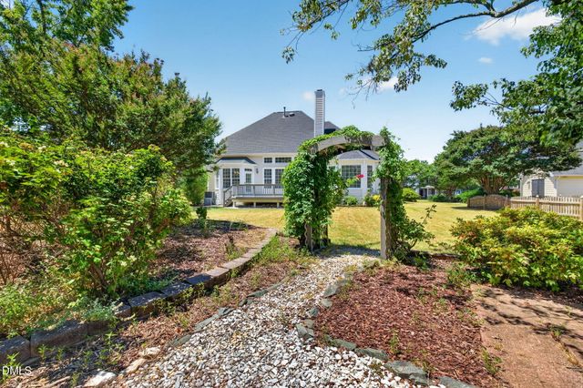 105 Ecklin Lane, Cary, NC 27519