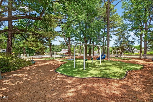 105 Ecklin Lane, Cary, NC 27519