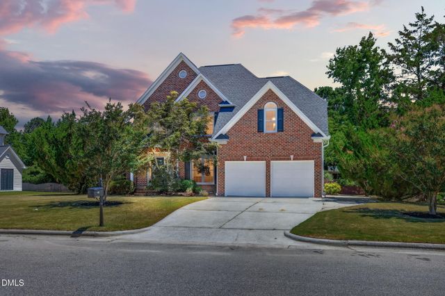 105 Ecklin Lane, Cary, NC 27519