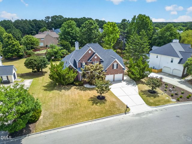 105 Ecklin Lane, Cary, NC 27519