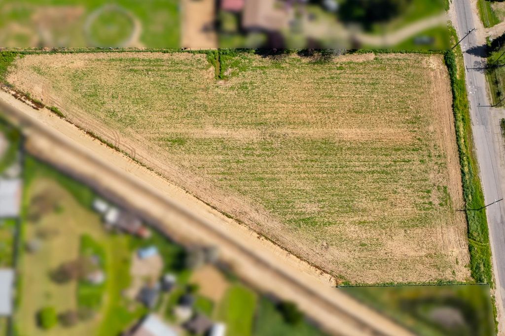 Image 11 of property listing at 0 Princeton Avenue, Fresno, CA 93722