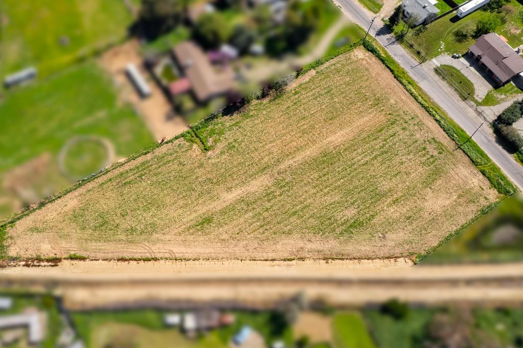 Image 9 of property listing at 0 Princeton Avenue, Fresno, CA 93722