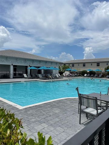 2610 SE 13th St, Homestead, FL 33035