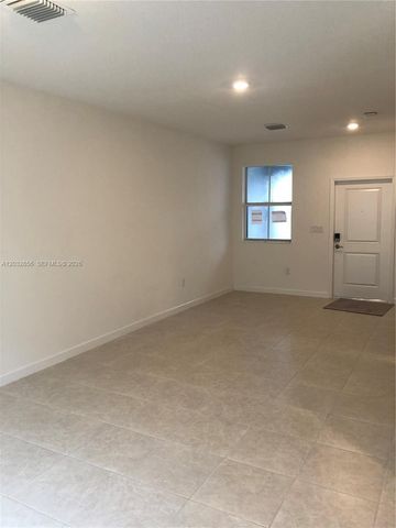 2610 SE 13th St, Homestead, FL 33035
