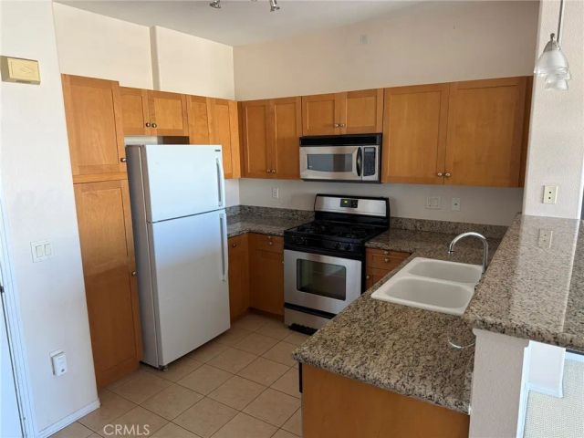 100 S Alameda 220, Los Angeles, CA 90012