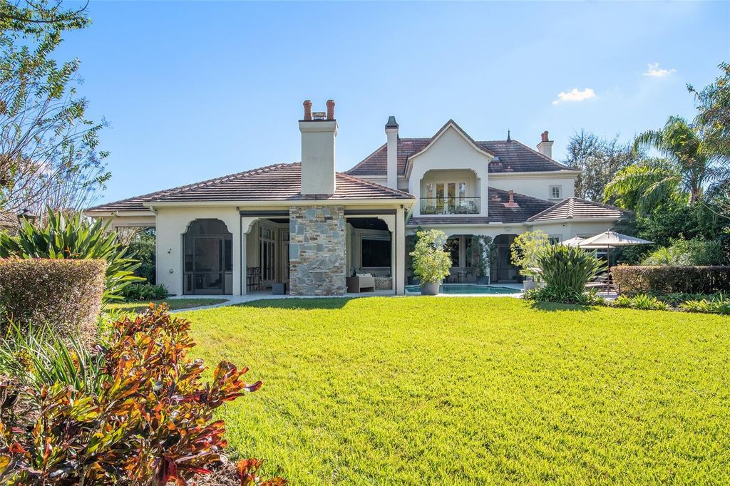 Image 4 of property listing at 9349 TIBET POINTE CIRCLE, Windermere, FL 34786