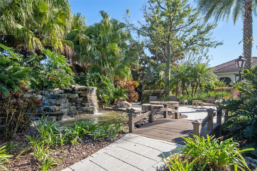 Image 8 of property listing at 9349 TIBET POINTE CIRCLE, Windermere, FL 34786