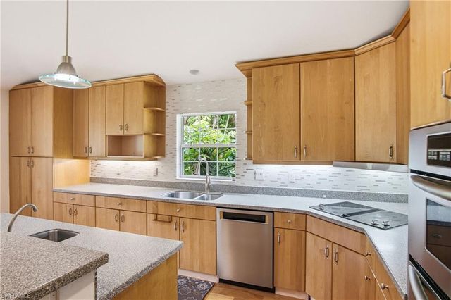 330 Wilson BLVD S, Naples, FL 34117