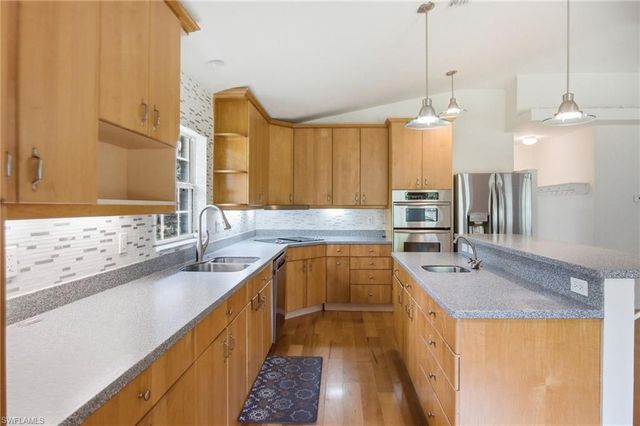 330 Wilson BLVD S, Naples, FL 34117