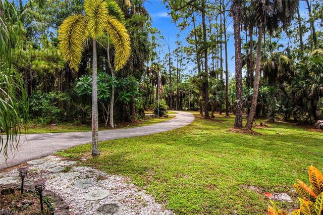 330 Wilson BLVD S, Naples, FL 34117