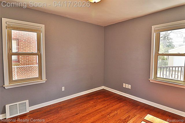 486 University Street, Ferndale, MI 48220