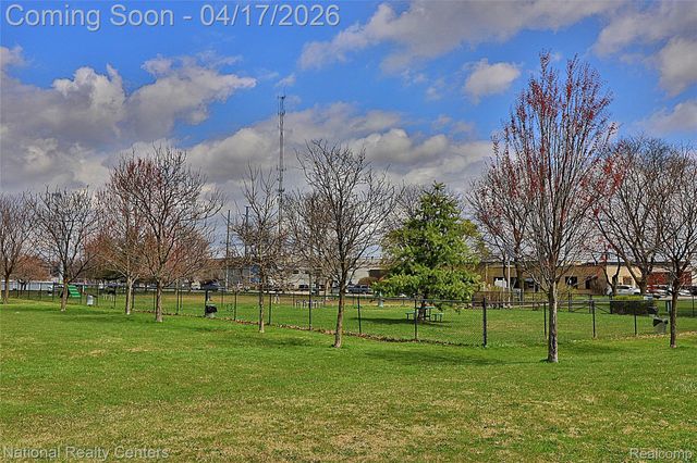 486 University Street, Ferndale, MI 48220