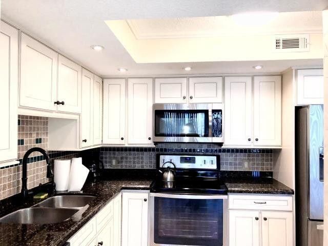 4200 N N Ocean Drive Drive 2-101, Riviera Beach, FL 33404