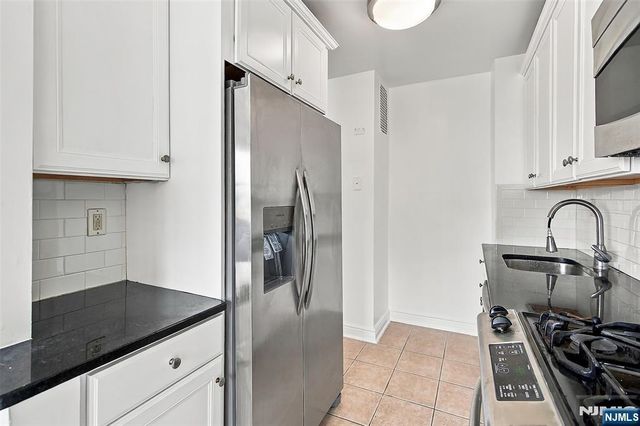 500 Central Avenue 514, Union City, NJ 07087