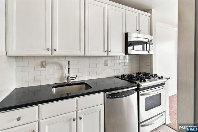 500 Central Avenue 514, Union City, NJ 07087