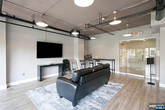 500 Central Avenue 514, Union City, NJ 07087