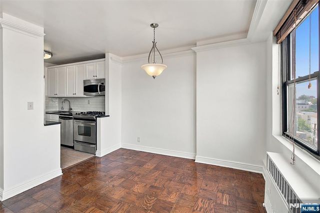500 Central Avenue 514, Union City, NJ 07087
