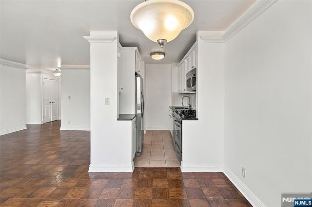 500 Central Avenue 514, Union City, NJ 07087