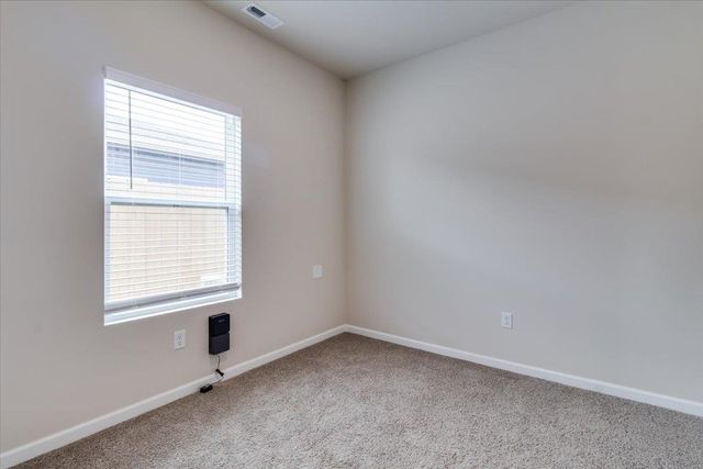 9505 E Creed St, Wichita, KS 67210