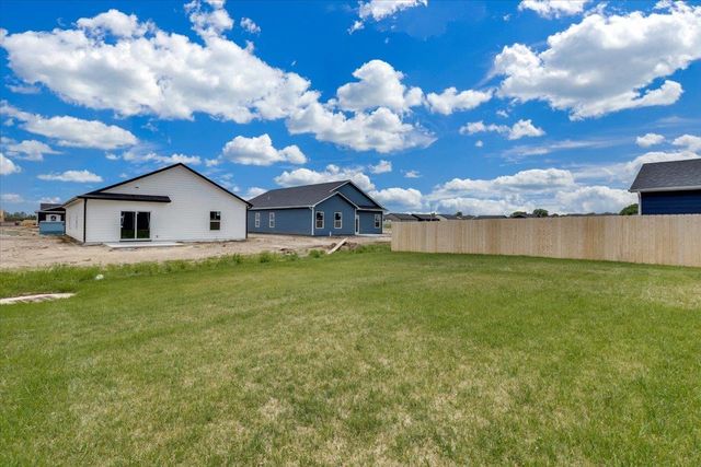9505 E Creed St, Wichita, KS 67210